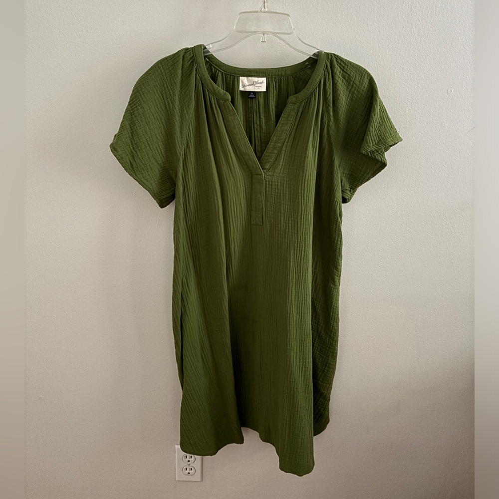 Universal Thread 100% Cotton Solid Green Casual Dress